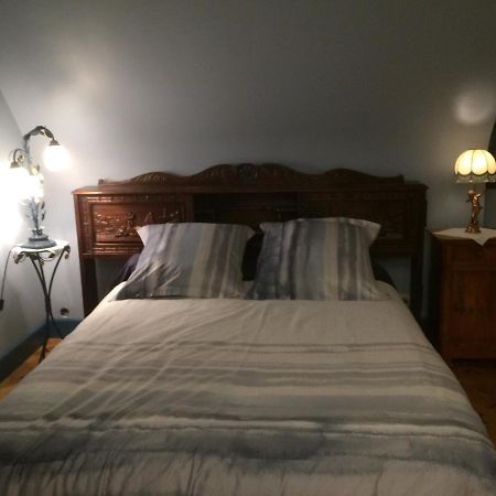 Bed and Breakfast La Forge De La Coudraie Pleugueneuc Екстер'єр фото